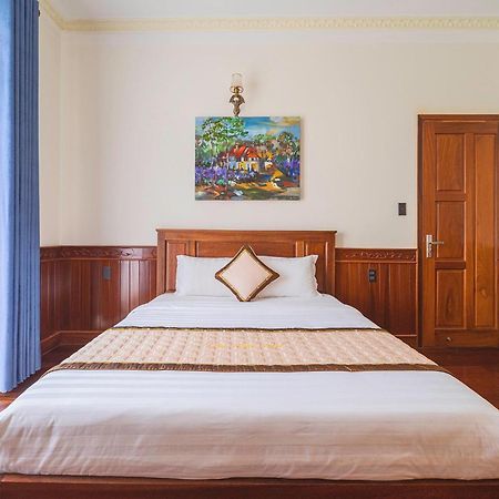 Khách Sạn Diệu Thông Dalat Exterior foto