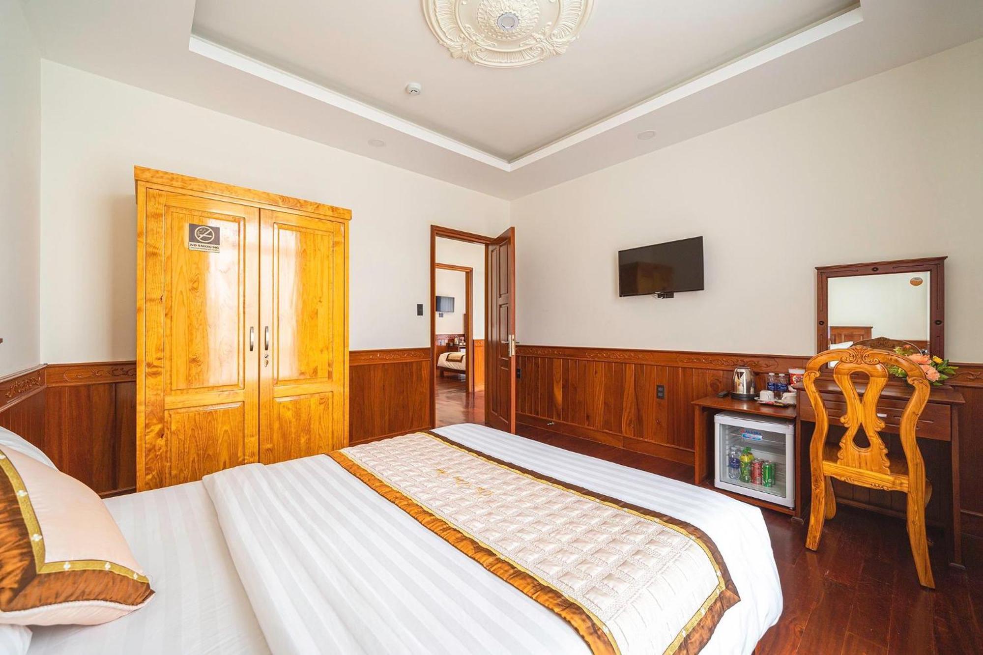 Khách Sạn Diệu Thông Dalat Exterior foto