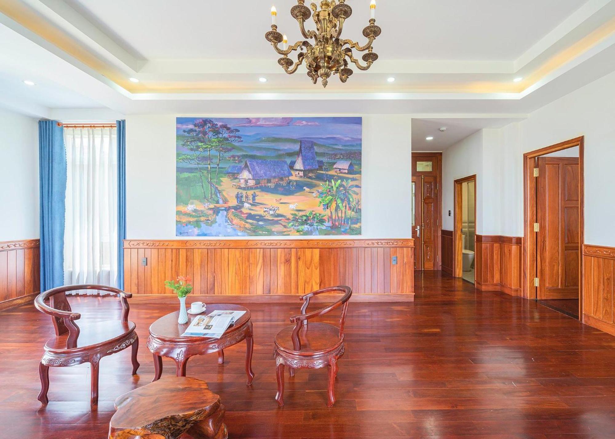 Khách Sạn Diệu Thông Dalat Exterior foto