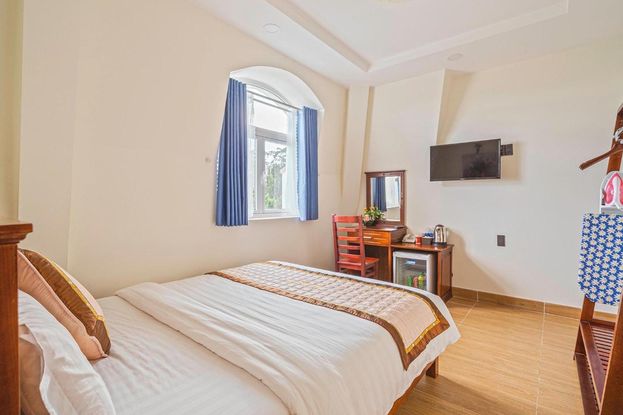 Khách Sạn Diệu Thông Dalat Exterior foto