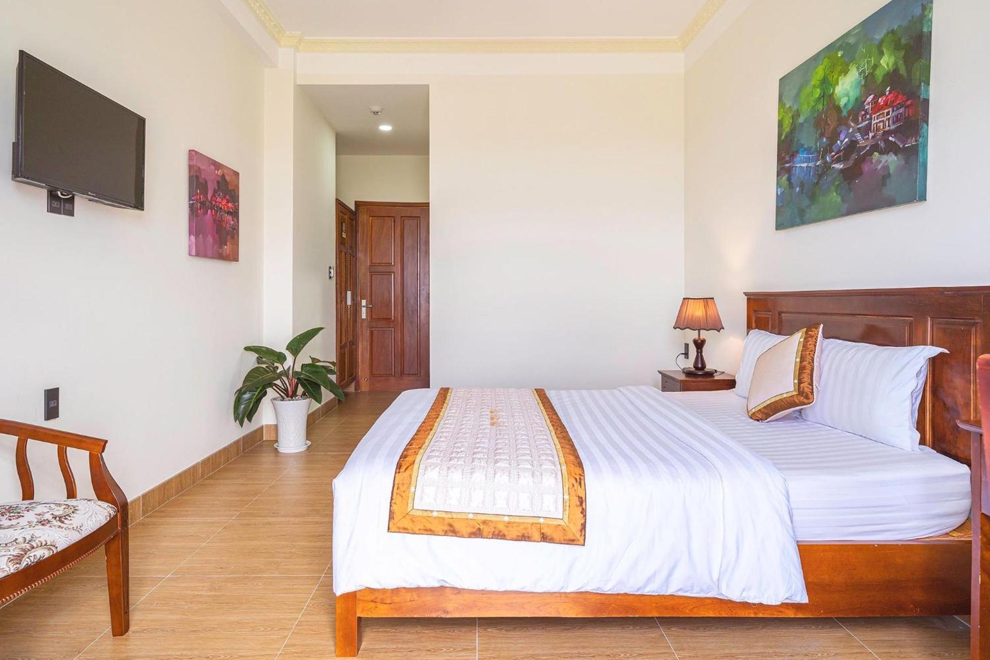 Khách Sạn Diệu Thông Dalat Exterior foto