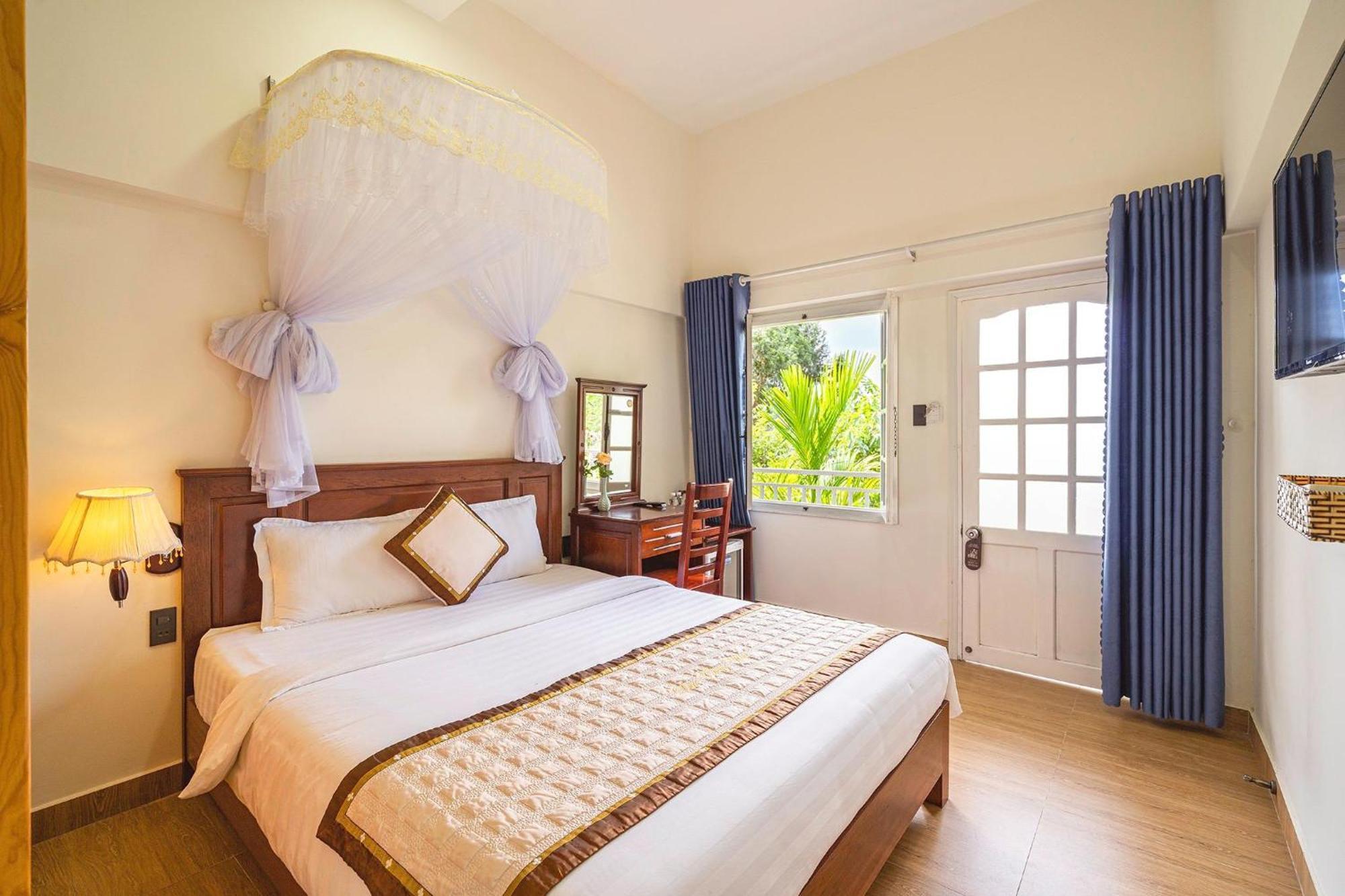 Khách Sạn Diệu Thông Dalat Exterior foto