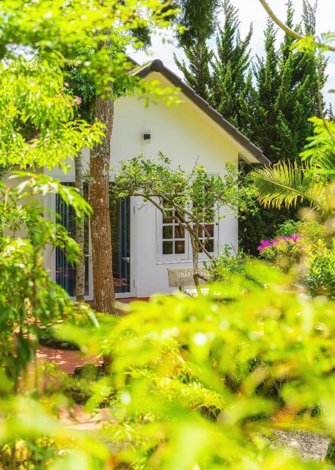 Khách Sạn Diệu Thông Dalat Exterior foto