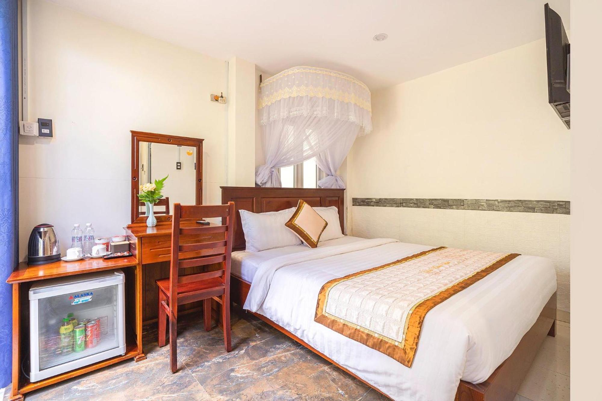 Khách Sạn Diệu Thông Dalat Exterior foto