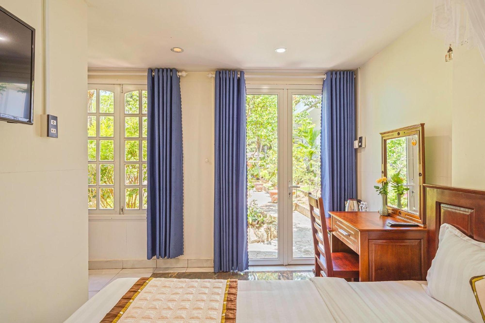 Khách Sạn Diệu Thông Dalat Exterior foto